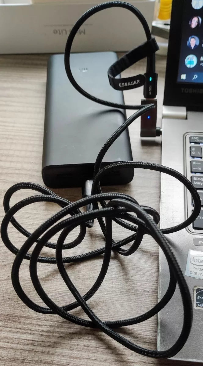 Cable USB-C a USB-C de 2 Metros, 100W, Carga Rápida para Celulares y Laptops